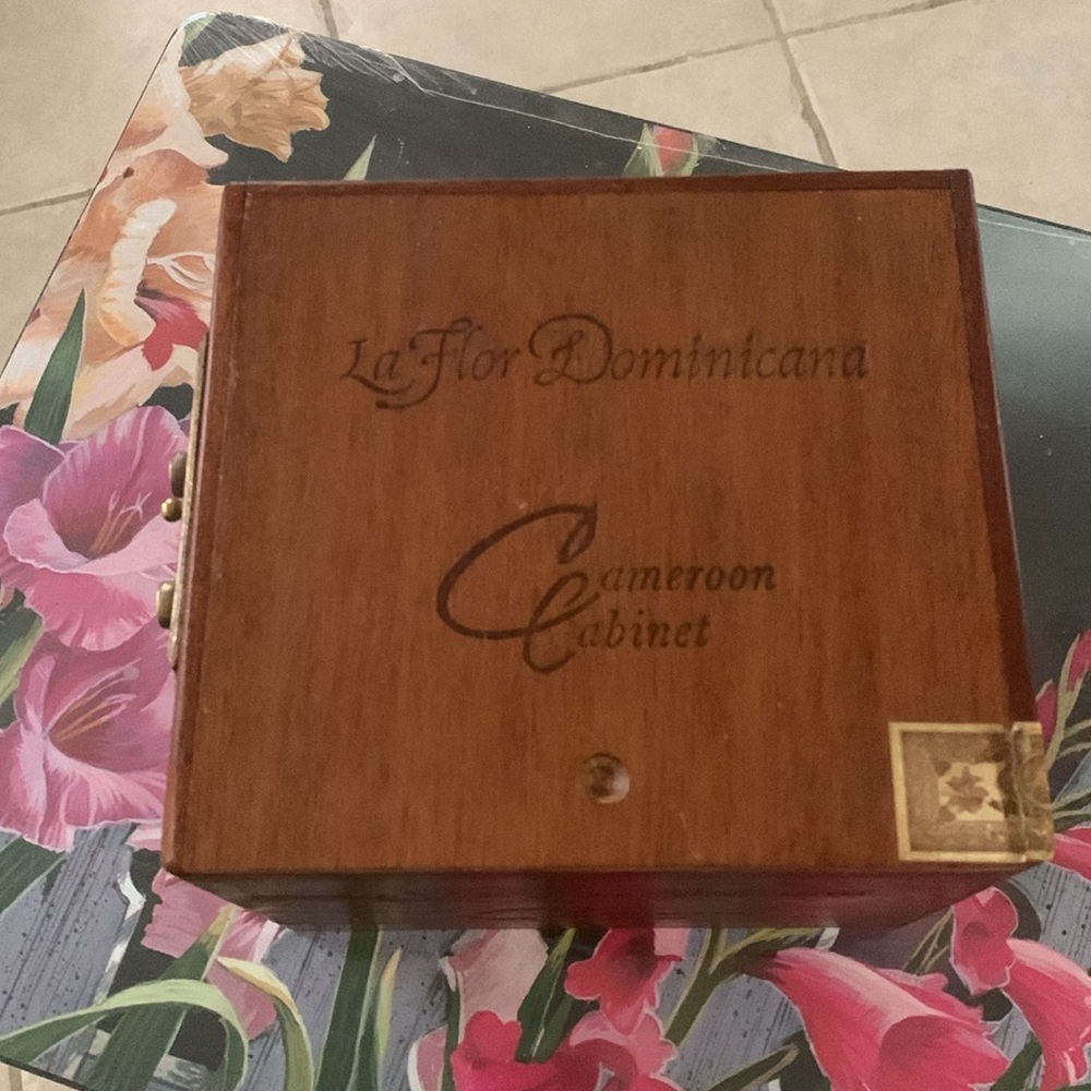 Vintage Cigar Box Postal Door - Picture 7 of 8